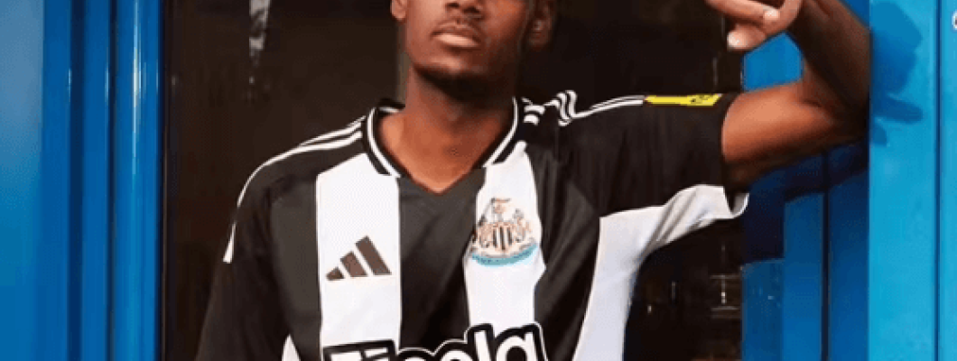 Alexander Isak, wszechstronny środkowy napastnik Newcastle Alexander Isak, wszechstronny środkowy napastnik Newcastle